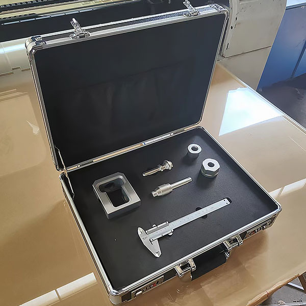 電工技能與實(shí)訓(xùn)報(bào)告總結(jié)(圖1) 電工技能與實(shí)訓(xùn)報(bào)告總結(jié)(圖1)